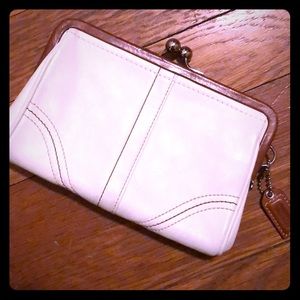 COACH change purse clutch